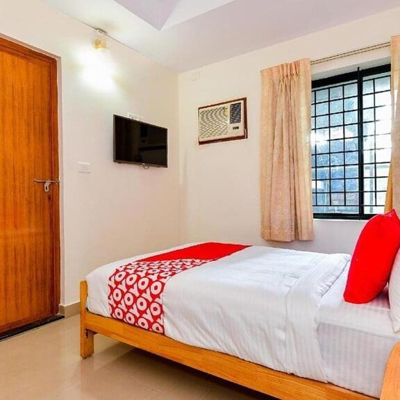 Hotel VAYO TRI-STAR RESIDENCY Cochin Kochi Exterior foto