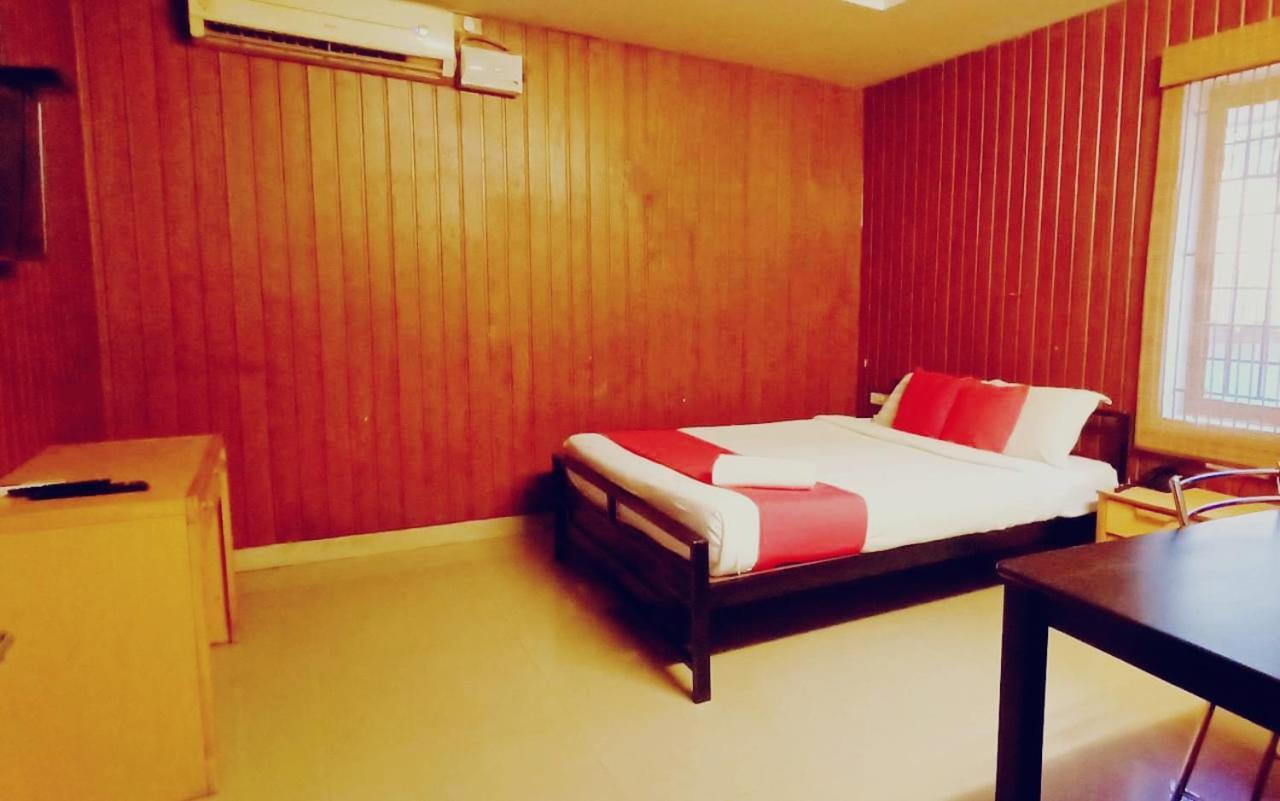Hotel VAYO TRI-STAR RESIDENCY Cochin Kochi Exterior foto