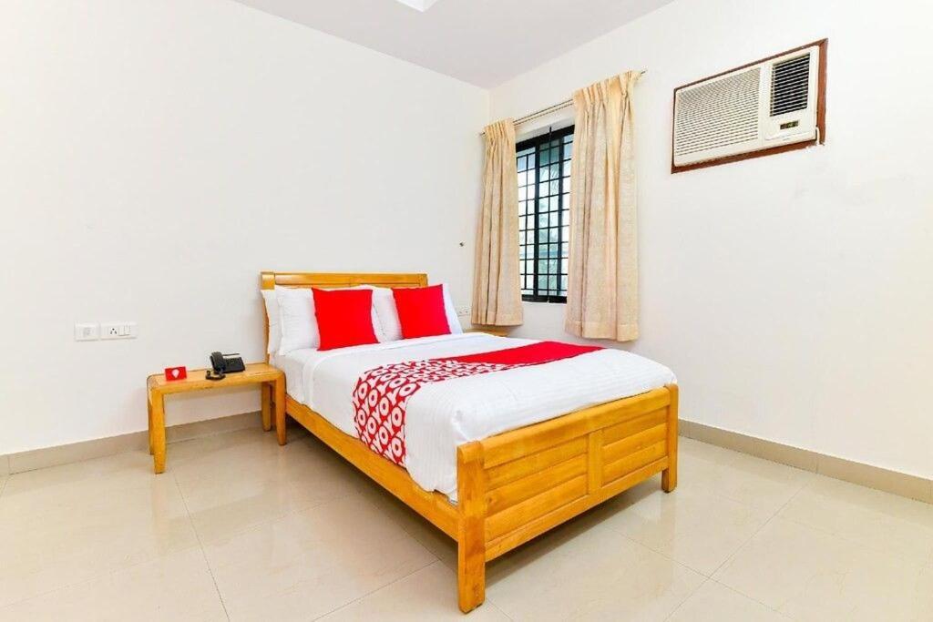 Hotel VAYO TRI-STAR RESIDENCY Cochin Kochi Exterior foto