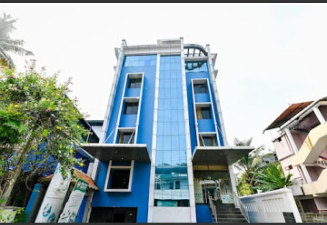 Hotel VAYO TRI-STAR RESIDENCY Cochin Kochi Exterior foto
