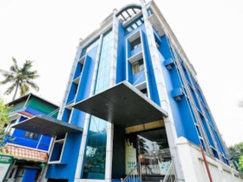Hotel VAYO TRI-STAR RESIDENCY Cochin Kochi Exterior foto