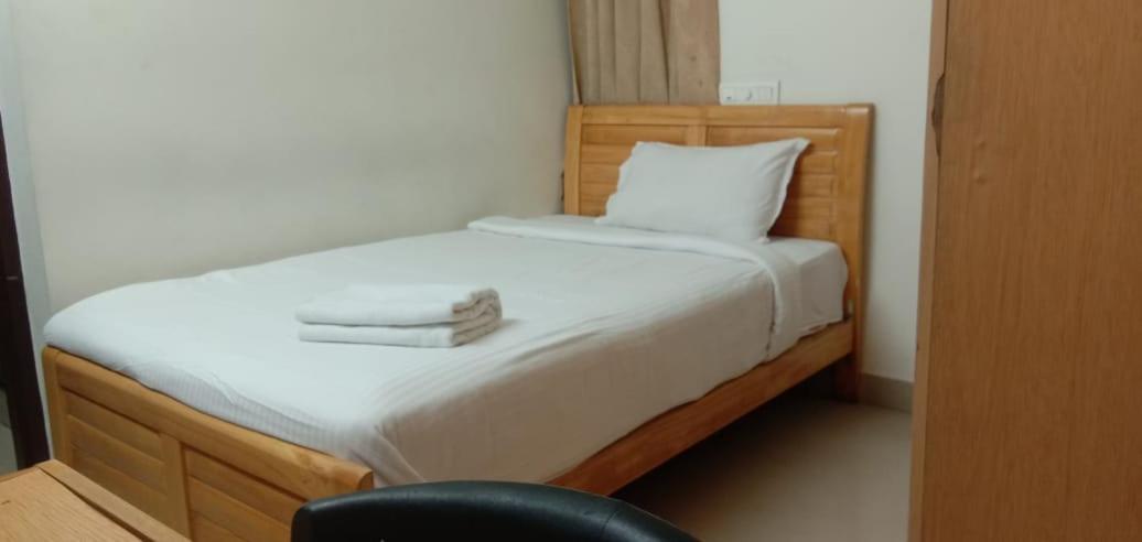 Hotel VAYO TRI-STAR RESIDENCY Cochin Kochi Exterior foto